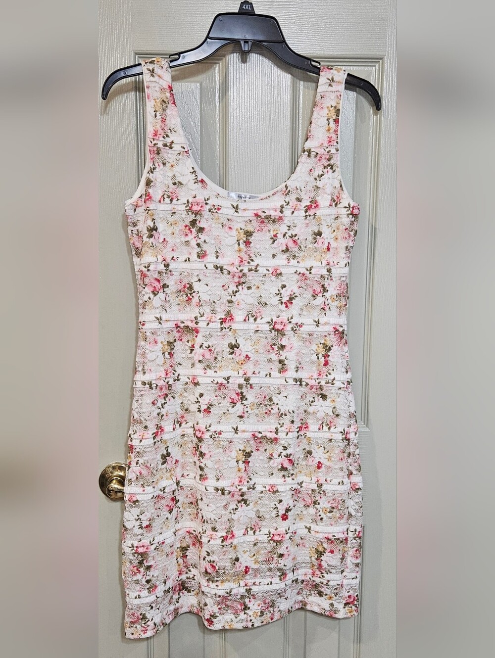 Soprano Midi Dress with Pink Floral Print